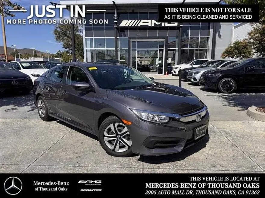 2017 Honda Civic LX photo 1