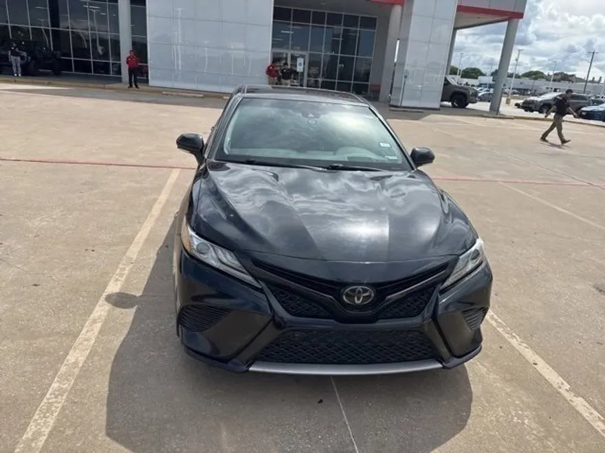 2018 Toyota Camry XSE V6 photo 1