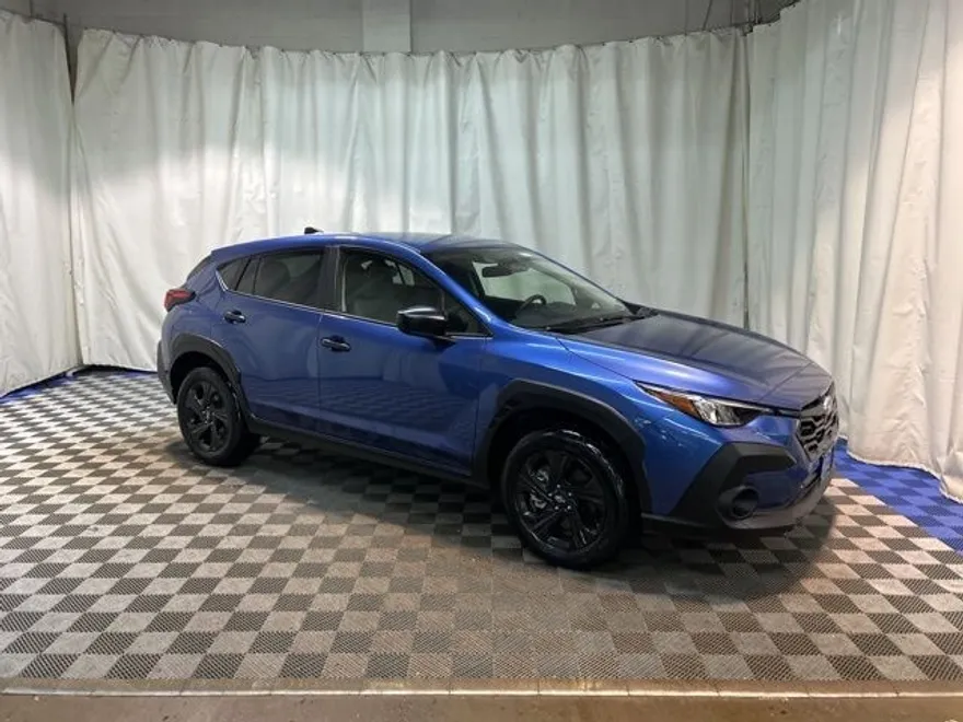 2025 Subaru Crosstrek Base photo 1
