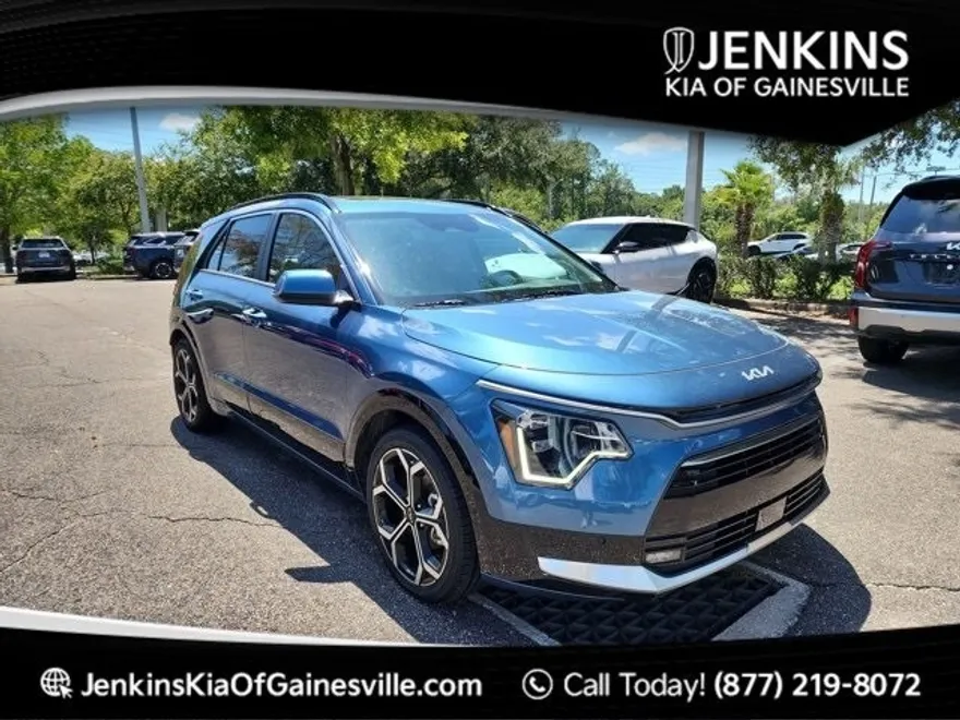 2023 Kia Niro Plug-In Hybrid SX photo 1