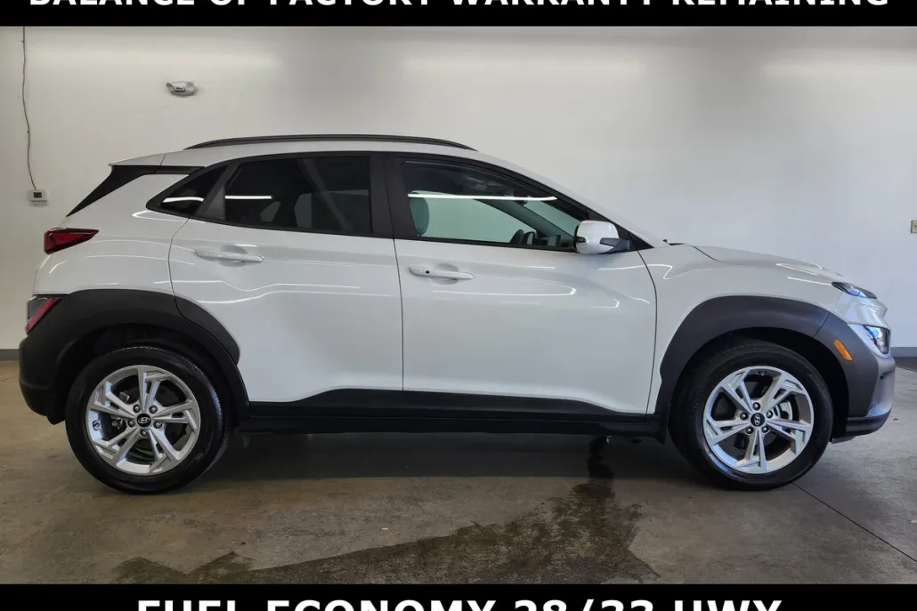 2023 Hyundai Kona SEL photo 1