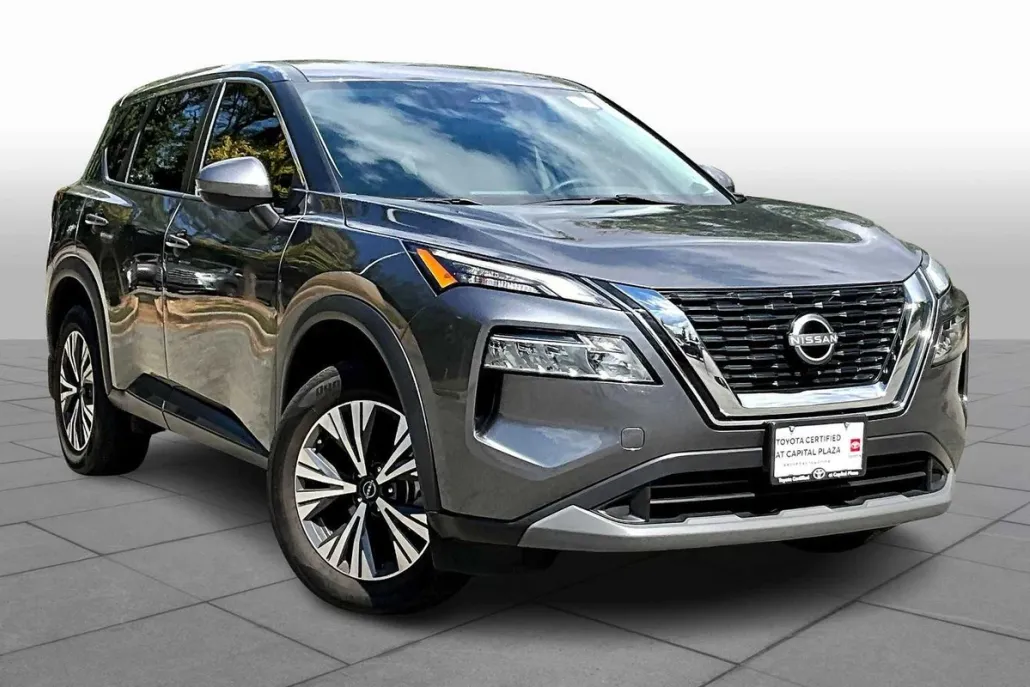 2022 Nissan Rogue SV photo 1
