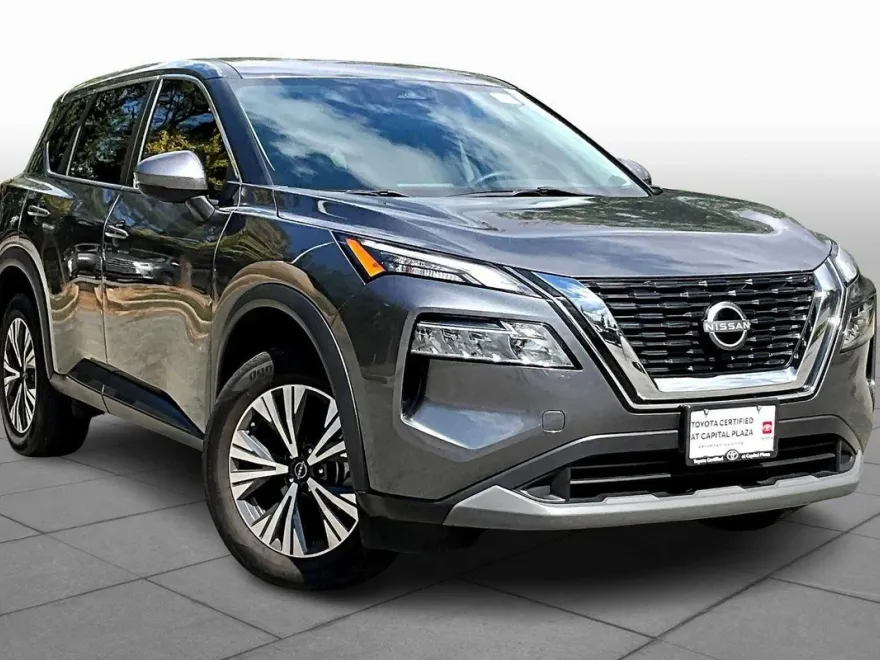 2022 Nissan Rogue SV photo 1