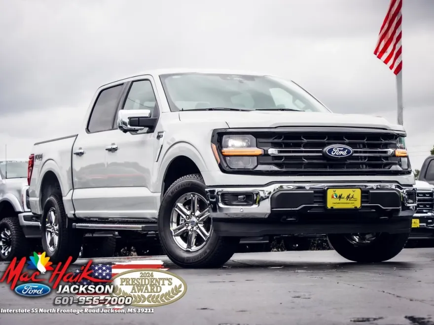 2025 Ford F-150 XLT photo 1