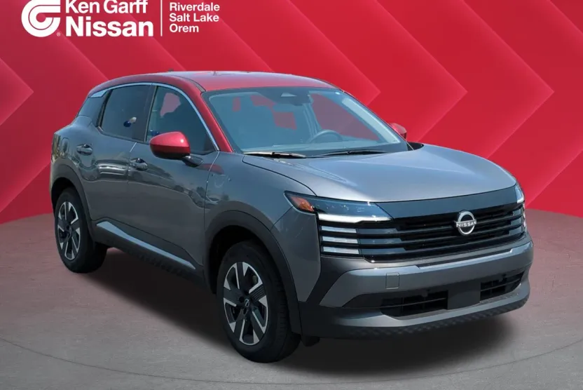 2025 Nissan Kicks SV photo 1