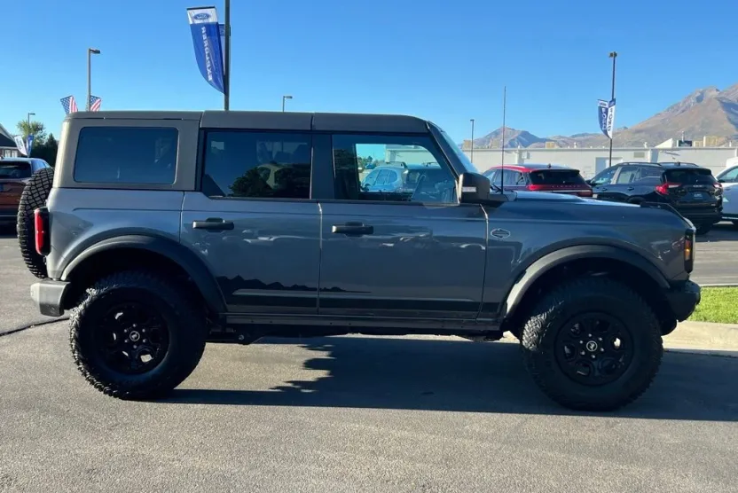 2024 Ford Bronco Wildtrak photo 1