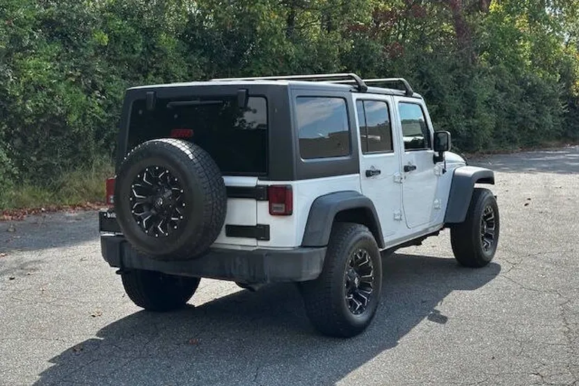 2017 Jeep Wrangler Unlimited Sport photo 1