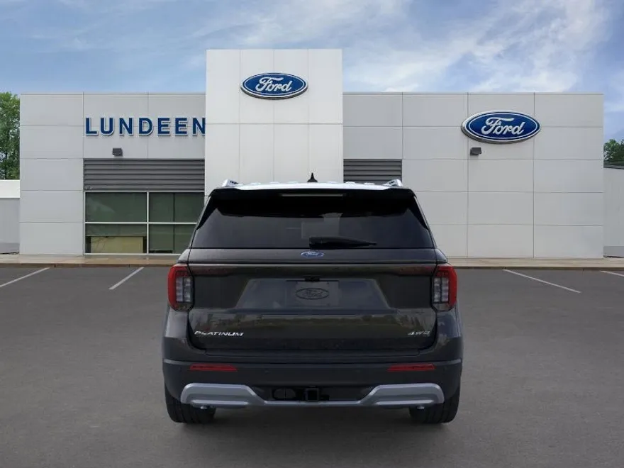 2025 Ford Explorer Platinum photo 1