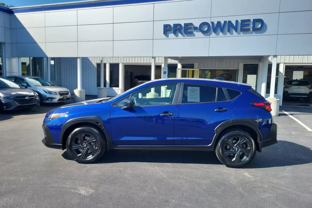 2024 Subaru Crosstrek Base photo 1
