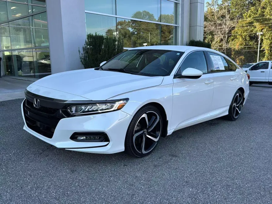 2019 Honda Accord Sport 1.5T photo 1