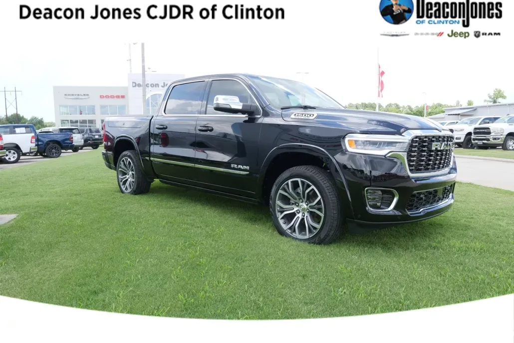 2025 Ram 1500 photo 1