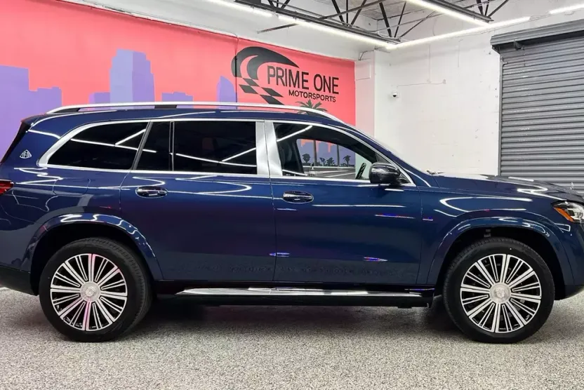 2025 Mercedes Benz GLS 600 Maybach photo 1