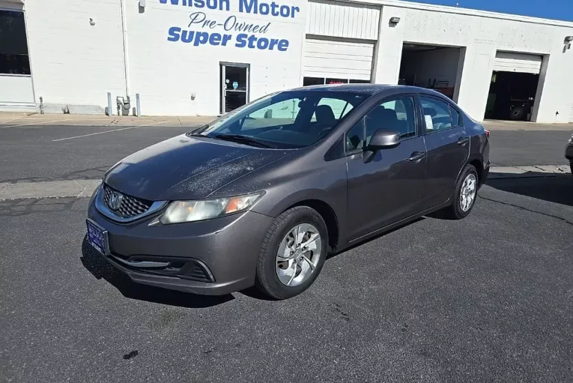 2013 Honda Civic LX photo 1