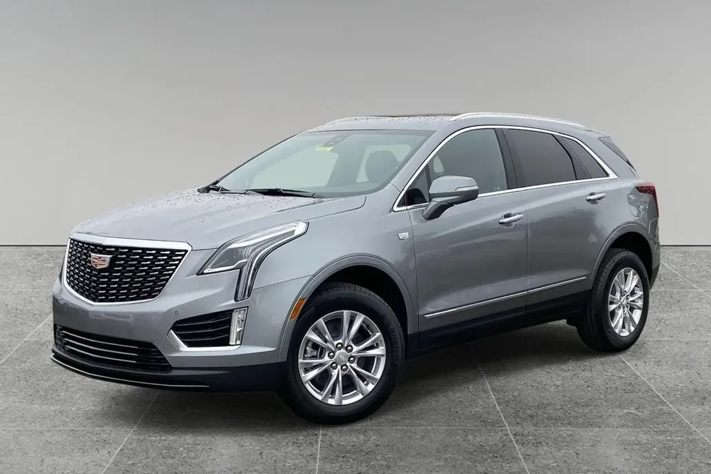2025 Cadillac XT5 Luxury photo 1