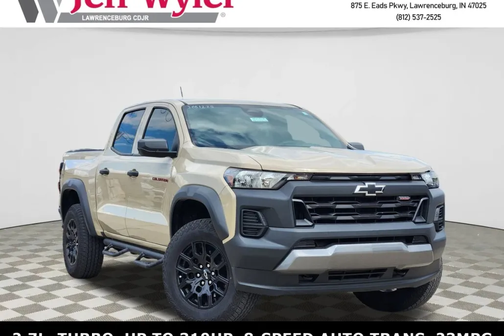 2024 Chevrolet Colorado Trail Boss photo 1