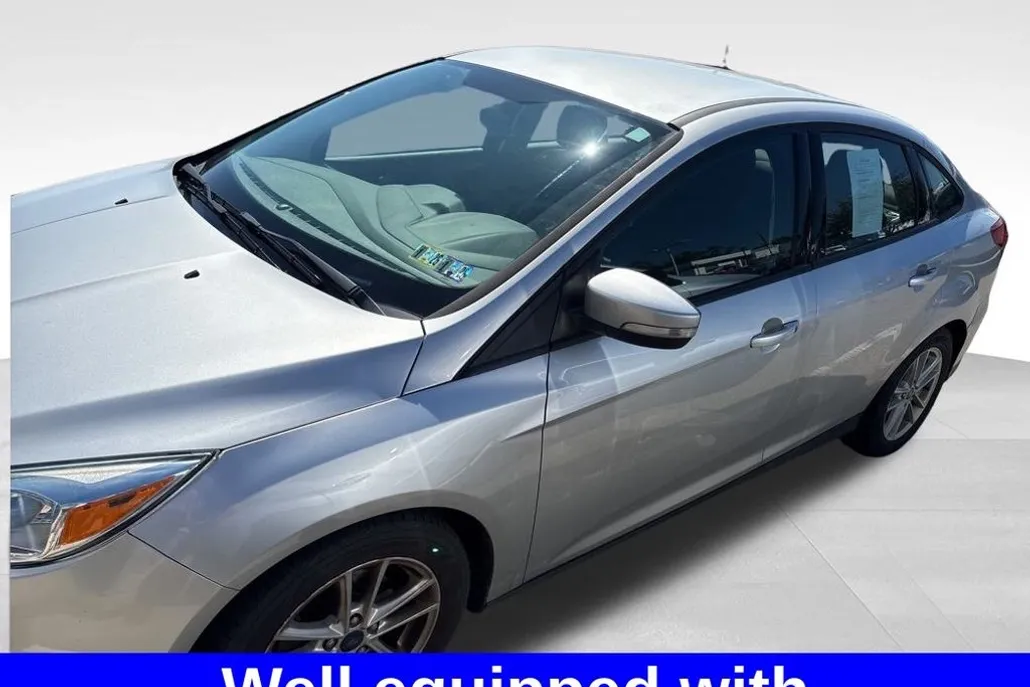 2016 Ford Focus SE photo 1