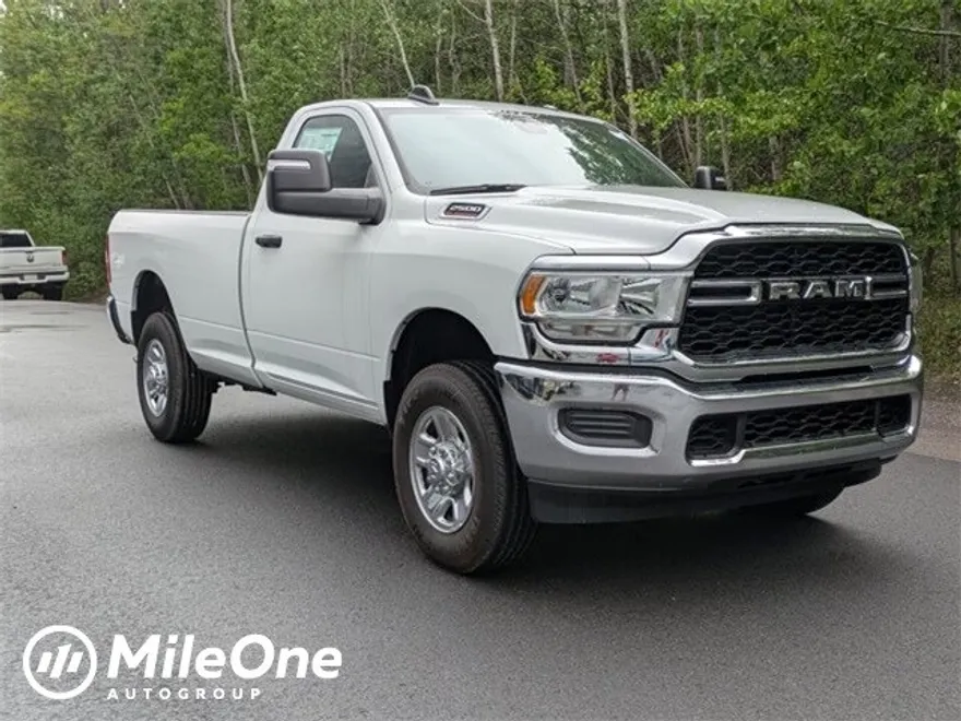 2024 Ram 2500 Tradesman photo 1