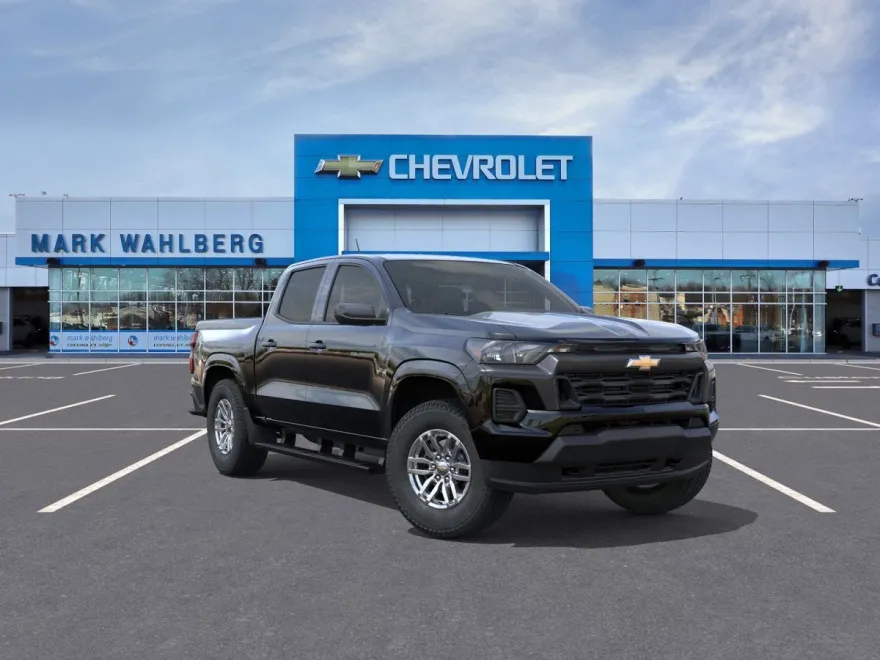 2026 Chevrolet Colorado LT photo 1