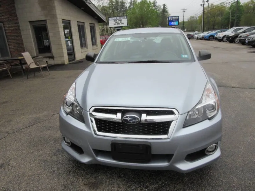 2014 Subaru Legacy 2.5i photo 1