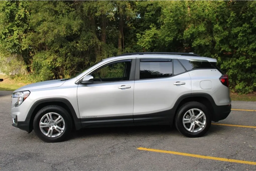 2022 Gmc Terrain SLE photo 1