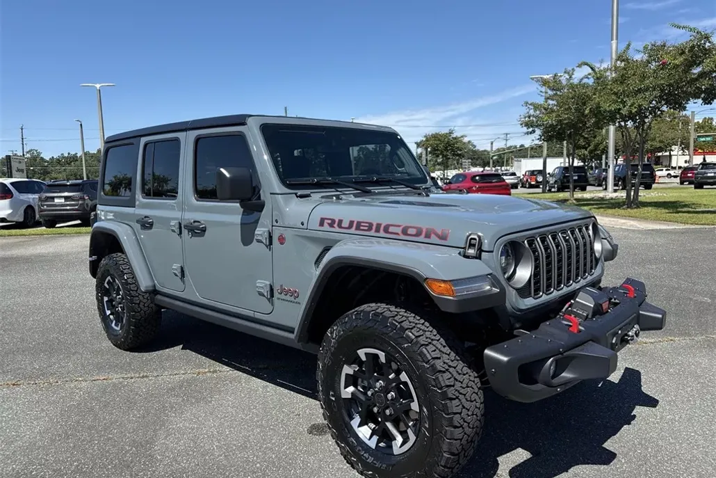 2025 Jeep Wrangler Rubicon photo 1