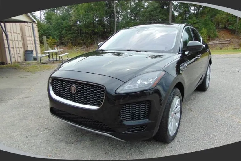 2018 Jaguar E-PACE SE photo 1