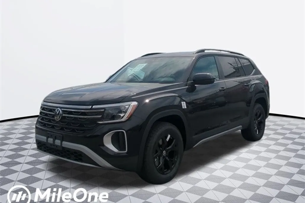 2025 Volkswagen Atlas Peak Edition SE photo 1