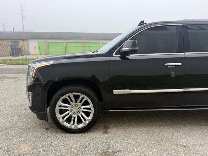 2020 Cadillac Escalade Premium Luxury photo 1