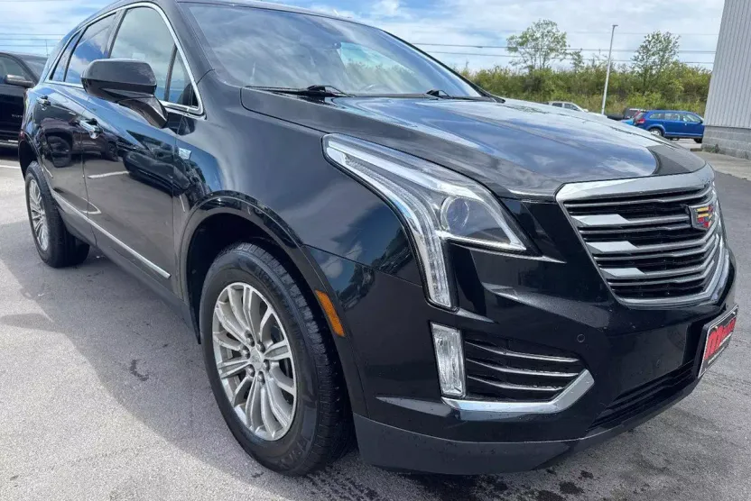 2019 Cadillac XT5 Luxury photo 1
