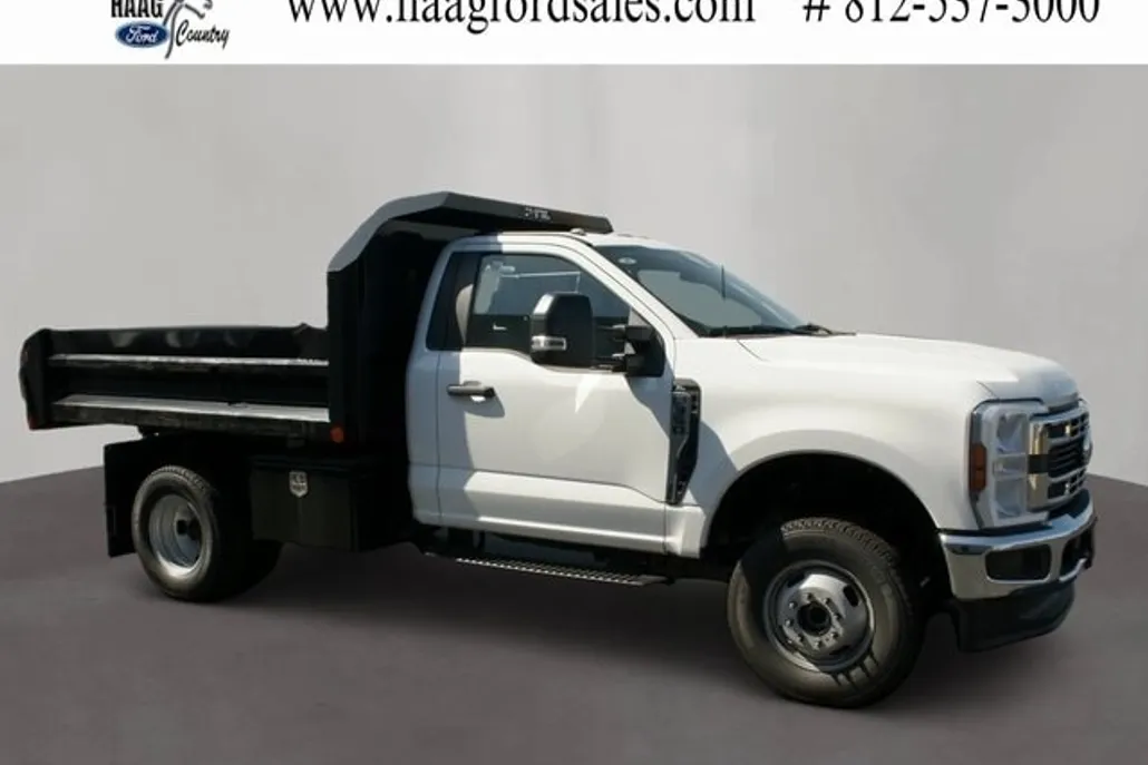 2024 Ford F-350 photo 1