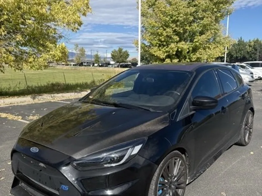 2017 Ford Focus RS photo 1