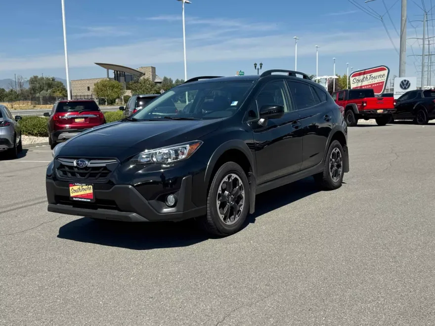 2023 Subaru Crosstrek Premium photo 1