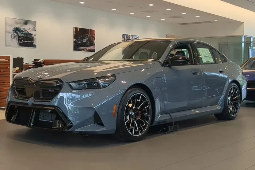 2026 Bmw M5 5 photo 1