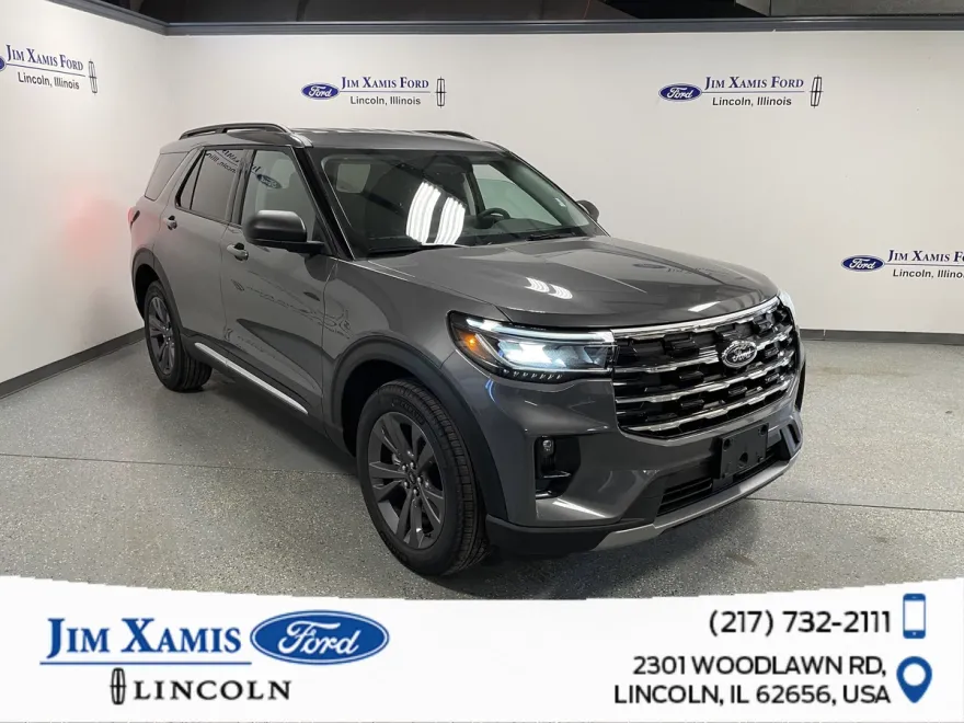 2025 Ford Explorer photo 1