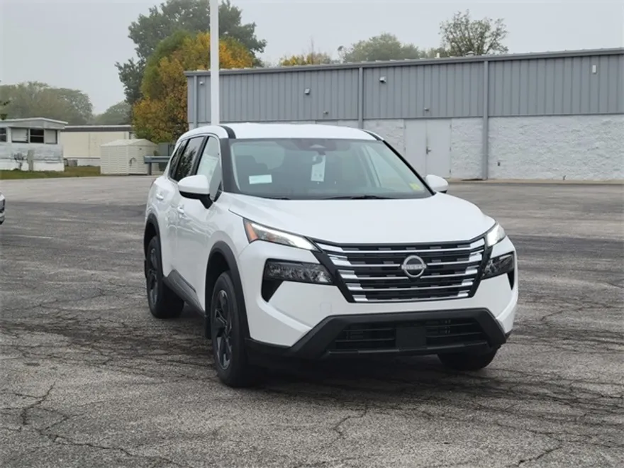 2026 Nissan Rogue SV photo 1