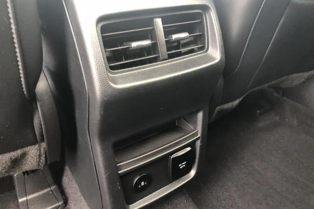 2022 Ford Edge SEL photo 1