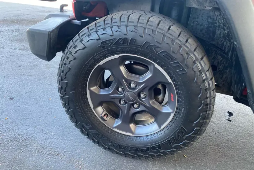 2018 Jeep Wrangler Unlimited Sport photo 1