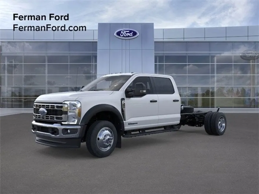 2025 Ford F-450 photo 1