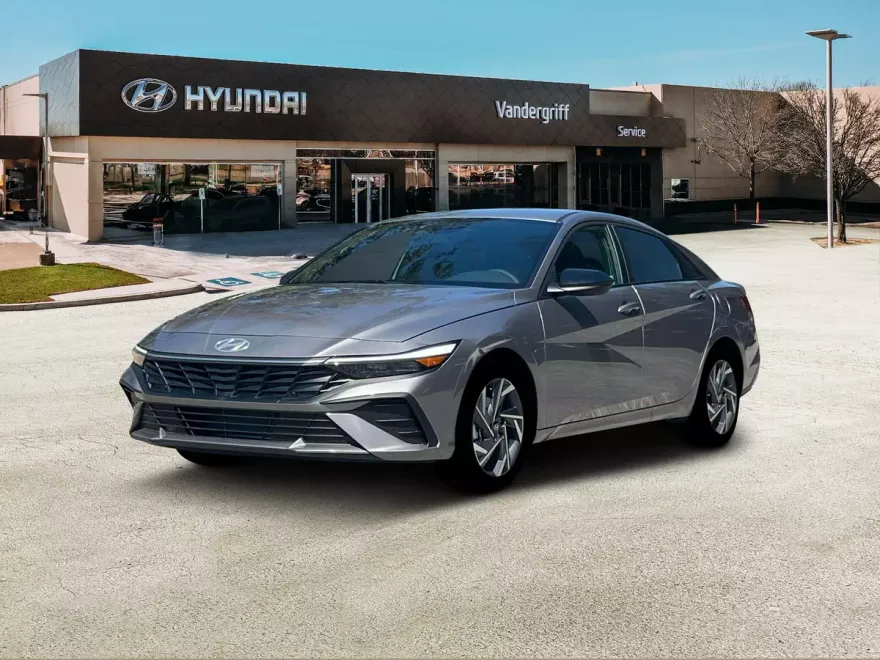 2025 Hyundai Elantra SEL Sport photo 1