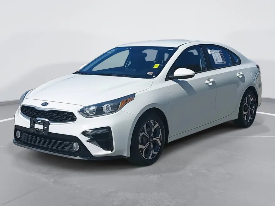 2020 Kia Forte LXS photo 1