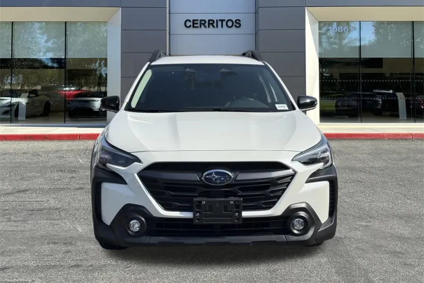 2025 Subaru Outback Premium photo 1