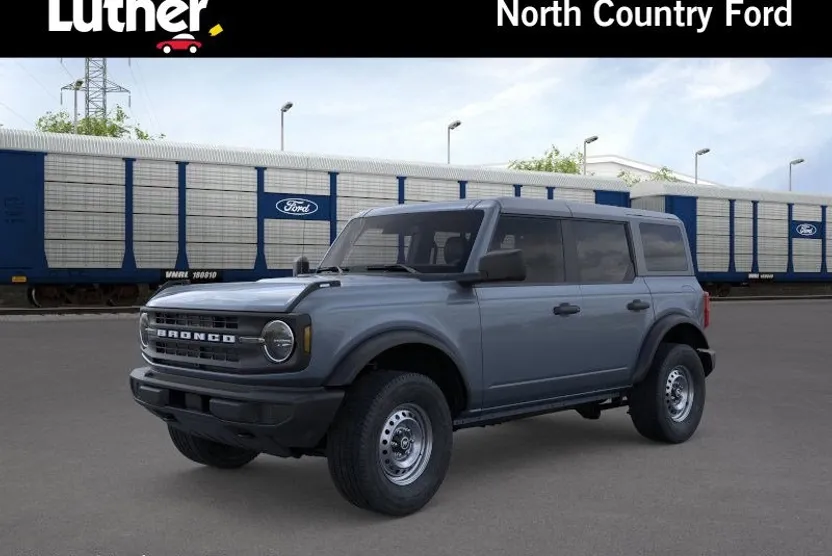 2025 Ford Bronco Base photo 1