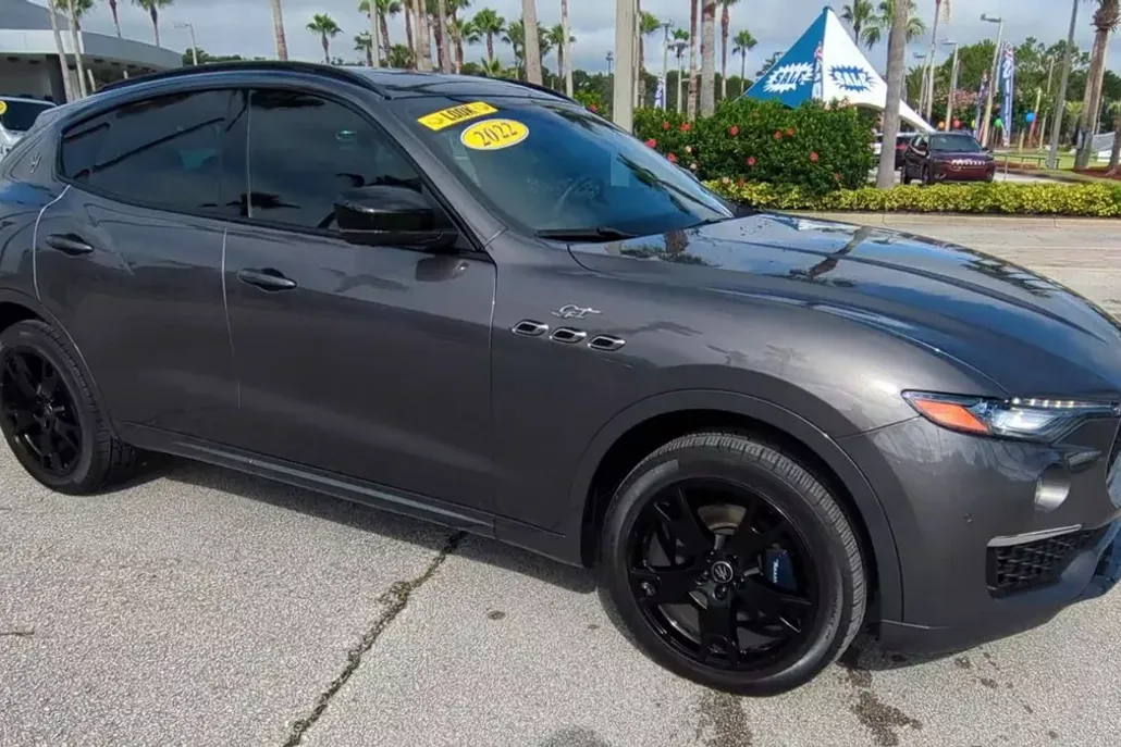 2022 Maserati Levante GT photo 1