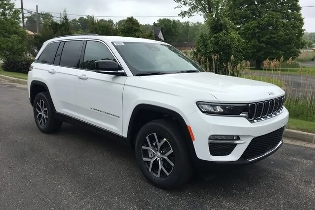 2025 Jeep Grand Cherokee Limited photo 1