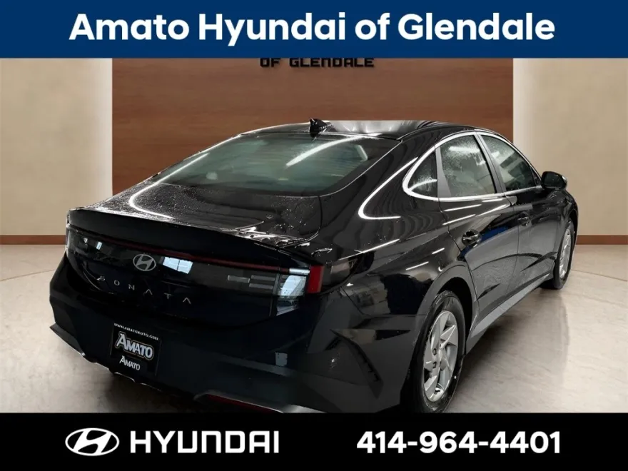 2025 Hyundai Sonata SE photo 1