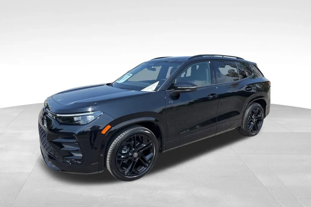 2025 Volkswagen Tiguan SE R-Line Black photo 1