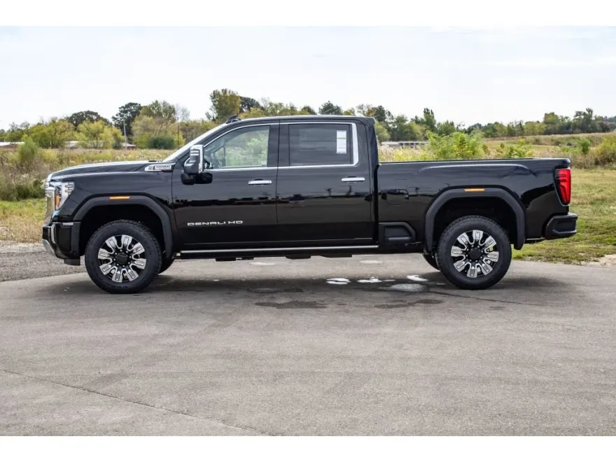 2026 Gmc Sierra 2500 Denali photo 1