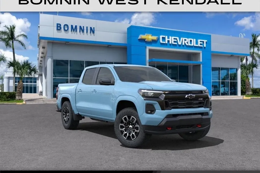 2025 Chevrolet Colorado Z71 photo 1