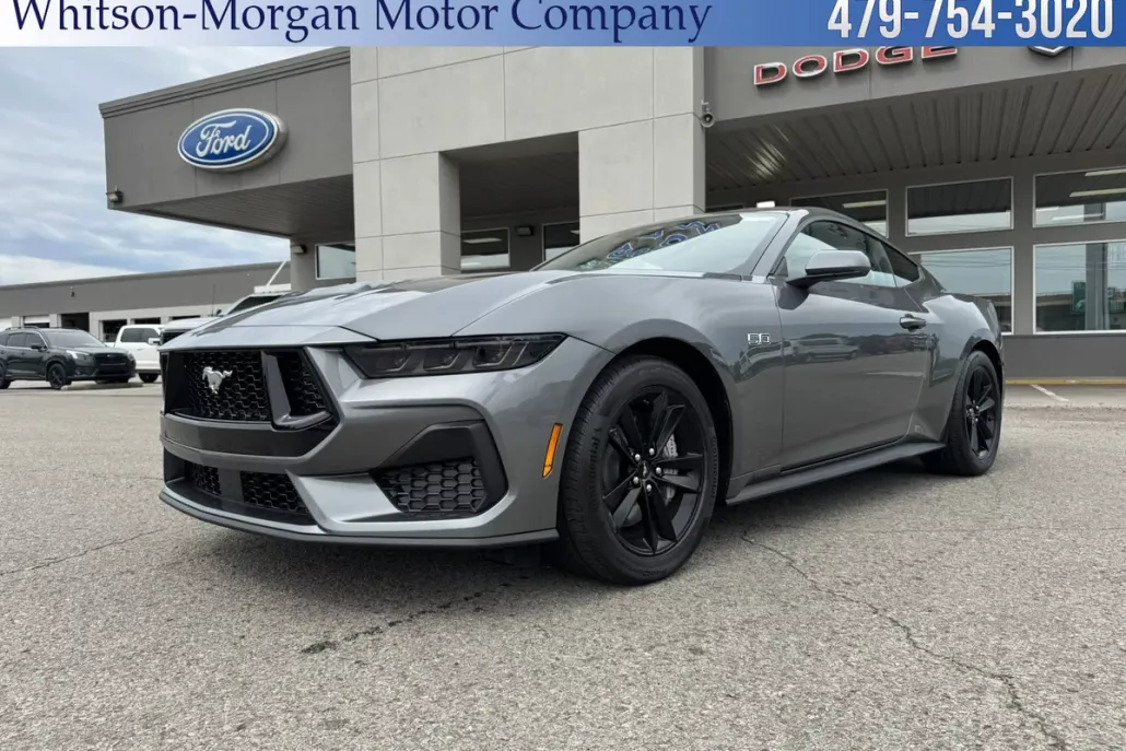 2025 Ford Mustang GT photo 1