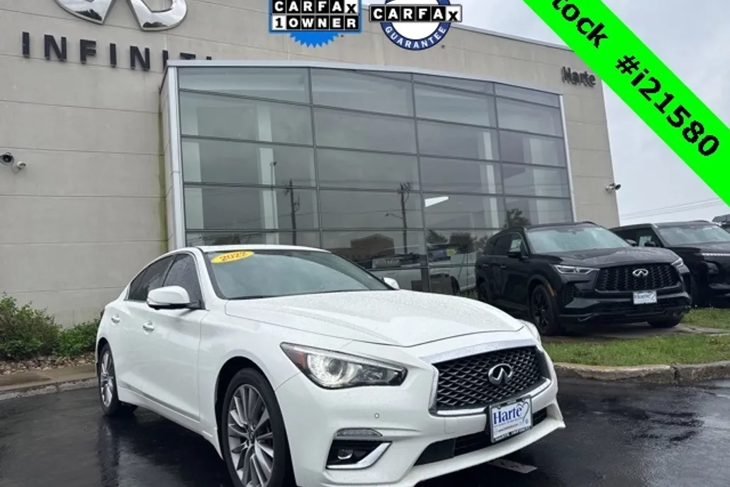 2022 Infiniti Q50 LUXE photo 1